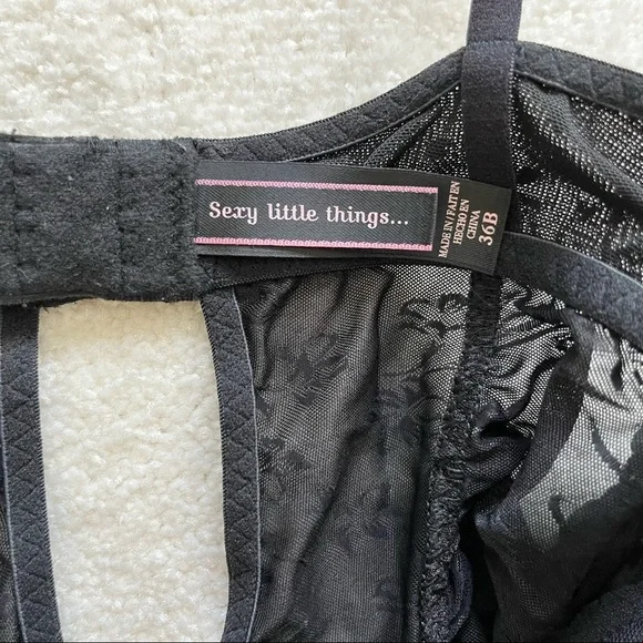 VICTORIA’S SECRET Black Sexy Little Things 36B Ruffles Lingerie w/ Garter - Picture 6 of 8